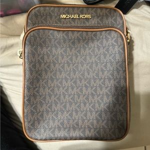 Michael Kors Cross Body bag
